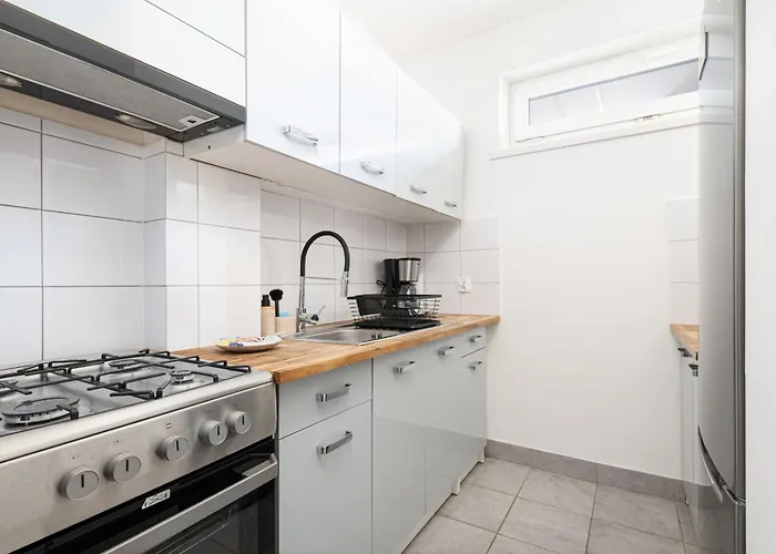 Rentplanet - Chalubinskiego Appartement